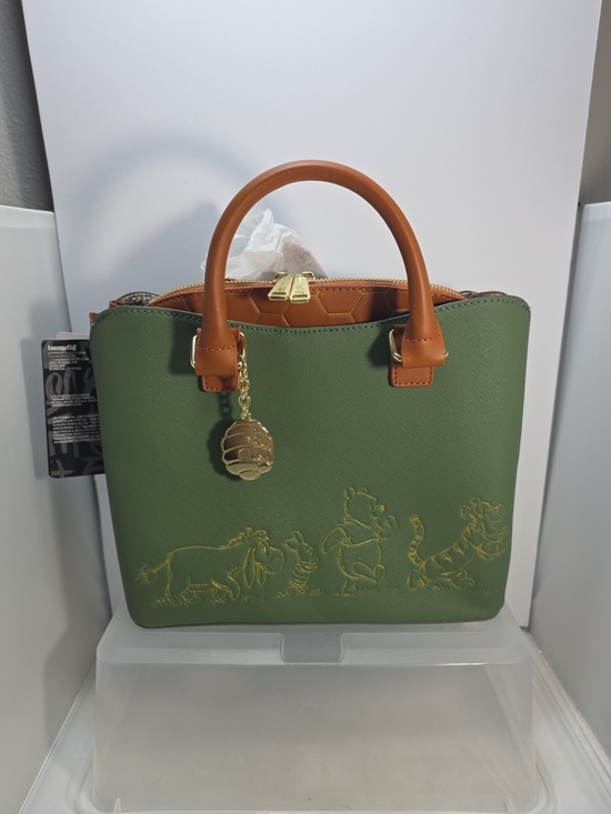 Loungefly Handbags - Loungefly Disney Winnie the Pooh Minimalist Purse NWT